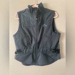 Nike trail sports vest